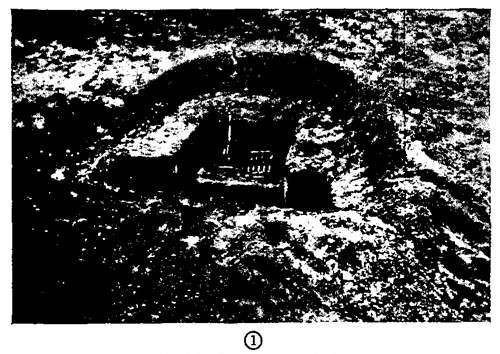 Figure 40.—Emplacement for light mortar. 