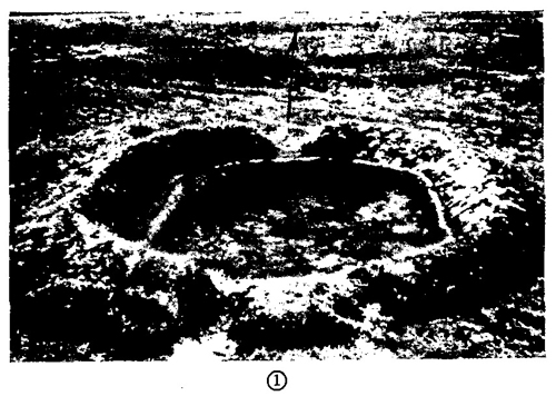 Figure 46.—Emplacement for antitank gun in flat terrain. 