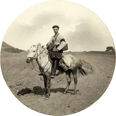 Military correspondent-photographer V.K.Bulla on June 14, 1904 during the battle of the Dalin Pass, June 3-4, 1904. 